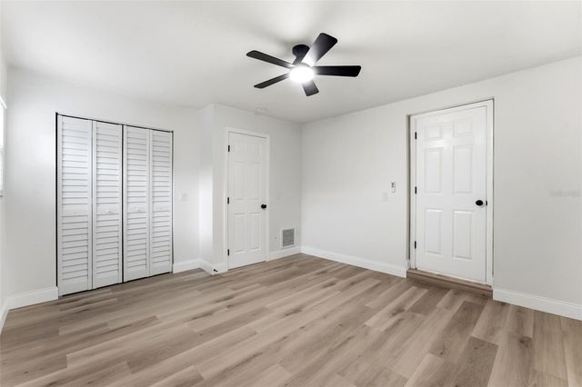 264 14TH STREET NW, Largo, FL 33770