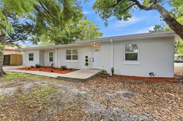264 14TH STREET NW, Largo, FL 33770