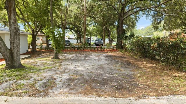 264 14TH STREET NW, Largo, FL 33770