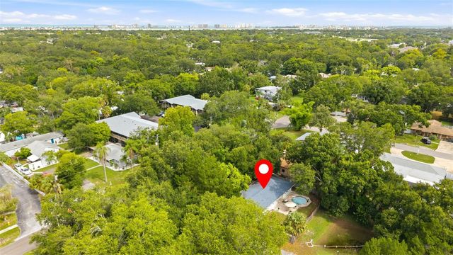 264 14TH STREET NW, Largo, FL 33770