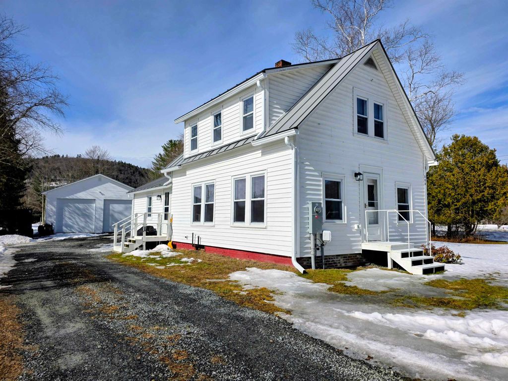 222 Woodsville Road, Monroe, NH 03771