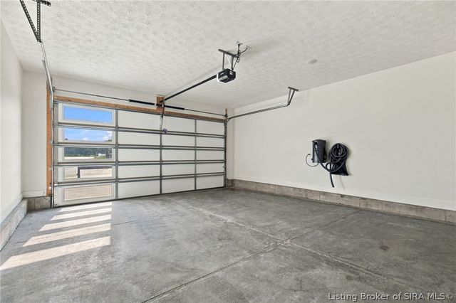 5009 Win Way, Jeffersonville, IN 47130