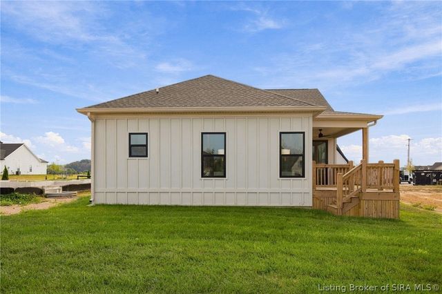 5009 Win Way, Jeffersonville, IN 47130