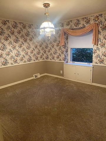1904 Cherokee Dr, Shelbyville, TN 37160