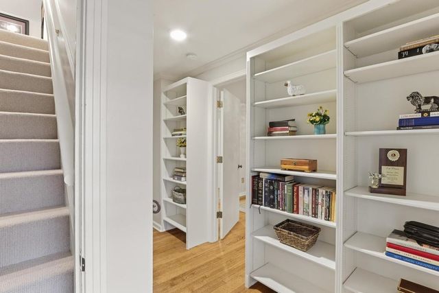 6604 MONMOUTH DR, Memphis, TN 38120