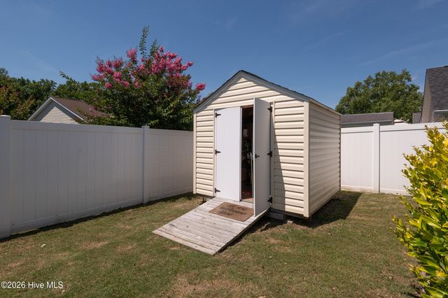 3704 Lena Lane, Greenville, NC 27834