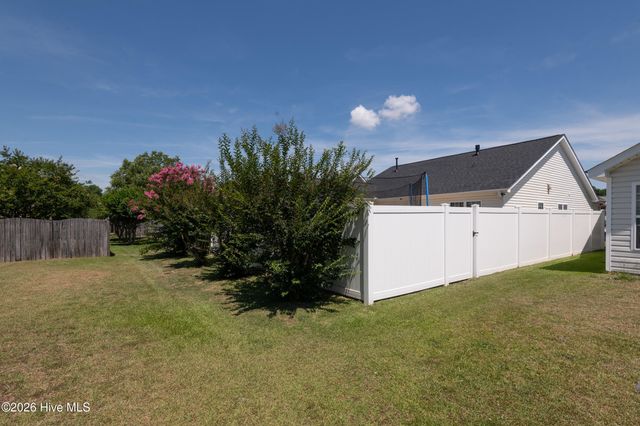 3704 Lena Lane, Greenville, NC 27834