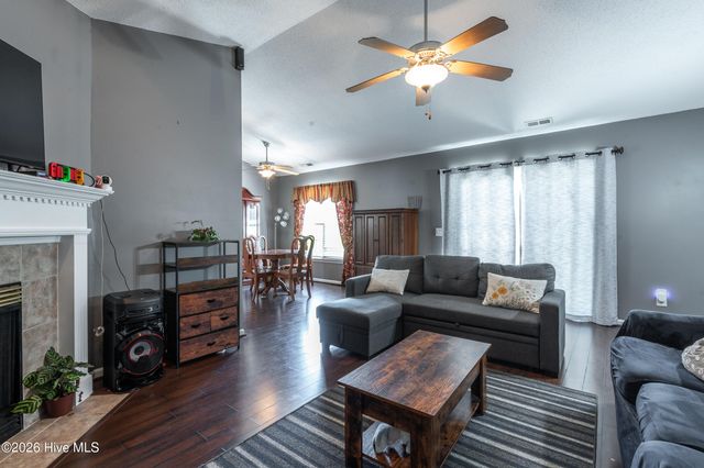 3704 Lena Lane, Greenville, NC 27834