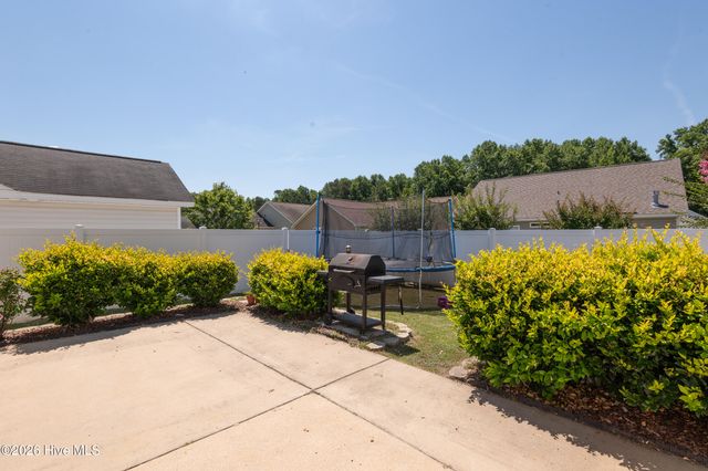 3704 Lena Lane, Greenville, NC 27834