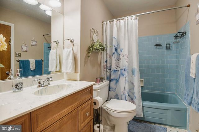 11 LAKE FOREST CT, Baltimore, MD 21236