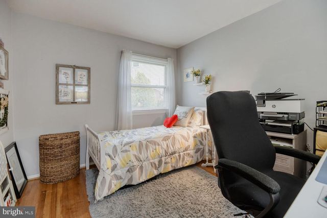 11 LAKE FOREST CT, Baltimore, MD 21236