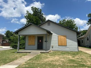 3301 Frazier Avenue, Fort Worth, TX 76110