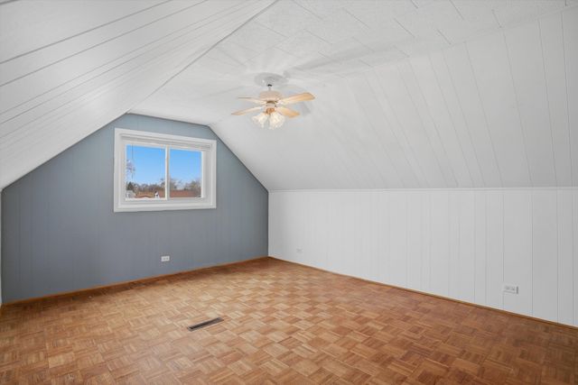 8912 Windsor Lane, Bridgeview, IL 60455