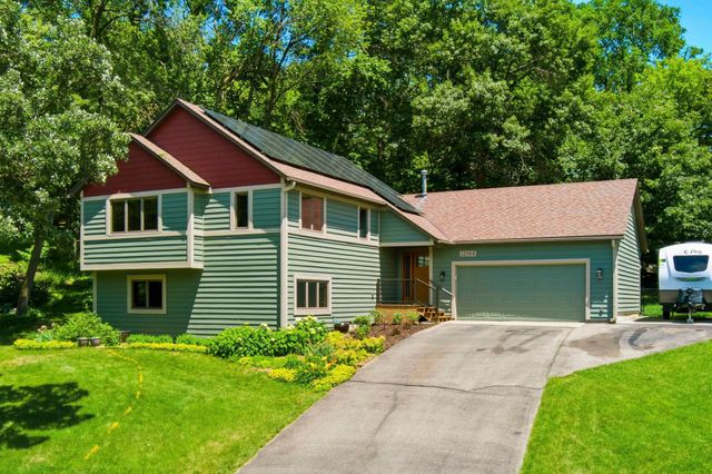 12568 Everest Court E, Apple Valley, MN 55124