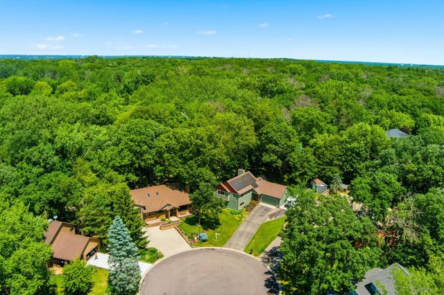 12568 Everest Court E, Apple Valley, MN 55124