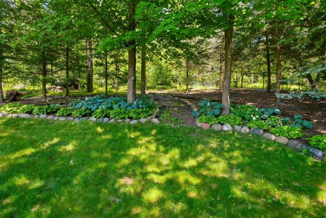 12568 Everest Court E, Apple Valley, MN 55124