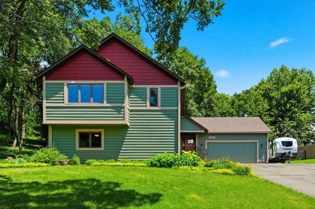 12568 Everest Court E, Apple Valley, MN 55124