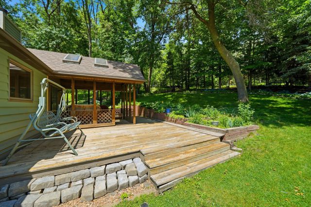 12568 Everest Court E, Apple Valley, MN 55124
