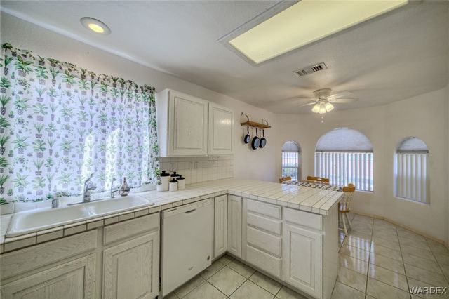 6125 S Via Del Aqua Drive, Fort Mohave, AZ 86426