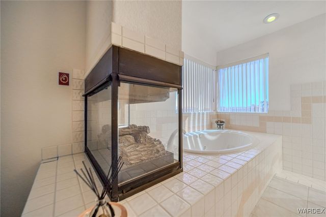 6125 S Via Del Aqua Drive, Fort Mohave, AZ 86426