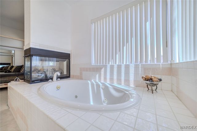 6125 S Via Del Aqua Drive, Fort Mohave, AZ 86426