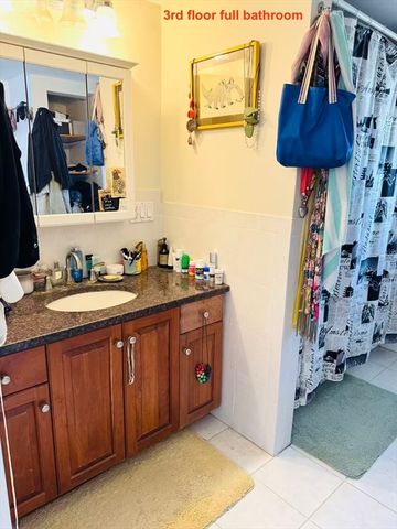 203 Clark 203, Cambridge, MA 02139