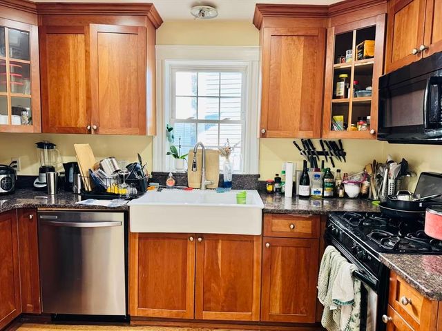 203 Clark 203, Cambridge, MA 02139