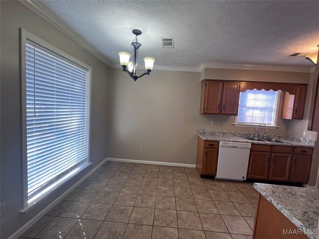 1020 N BURBANK Drive, Montgomery, AL 36117