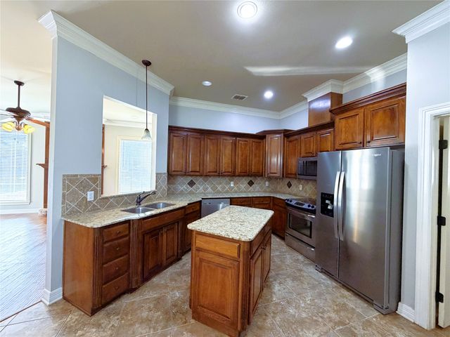 338 Wood Springs, Haughton, LA 71037