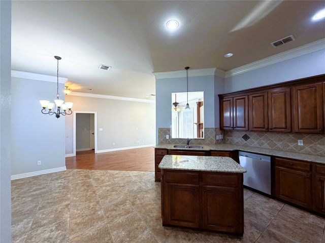 338 Wood Springs, Haughton, LA 71037