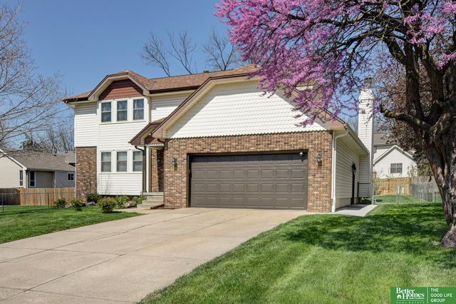 1002 N Beadle Street, Papillion, NE 68046