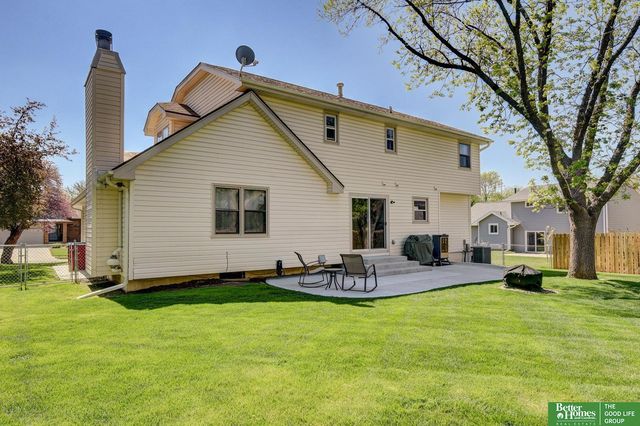 1002 N Beadle Street, Papillion, NE 68046