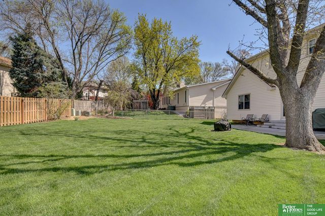 1002 N Beadle Street, Papillion, NE 68046