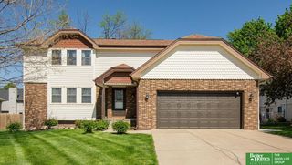 1002 N Beadle Street, Papillion, NE 68046