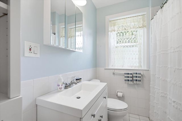 314 Newtonville Avenue 4, Newton, MA 02460