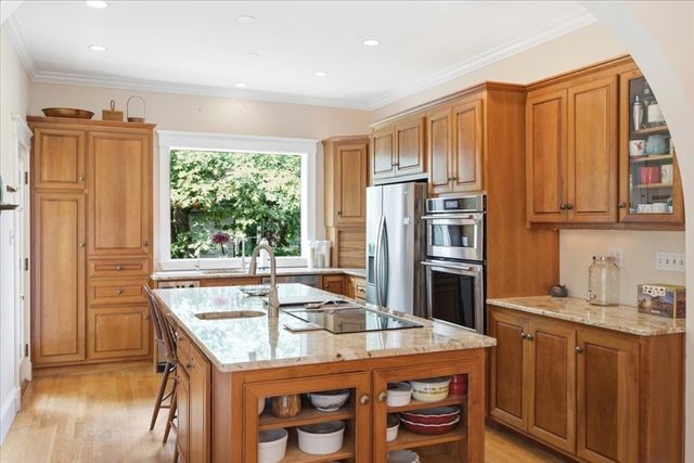 314 Newtonville Avenue 4, Newton, MA 02460