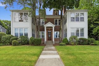 314 Newtonville Avenue 4, Newton, MA 02460