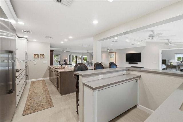 2662 NE 3rd St, Pompano Beach, FL 33062