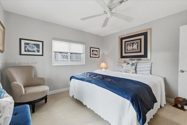 2662 NE 3rd St, Pompano Beach, FL 33062