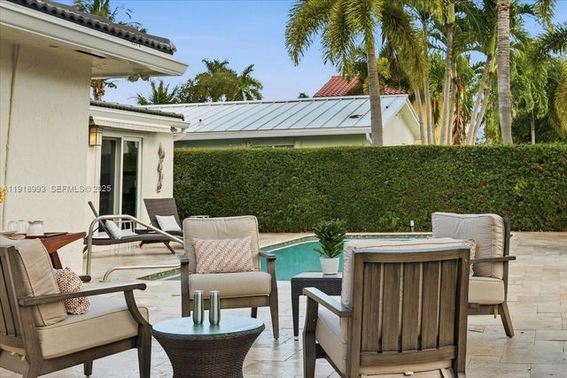 2662 NE 3rd St, Pompano Beach, FL 33062