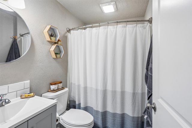 3207 NW 25th Street, Ankeny, IA 50023