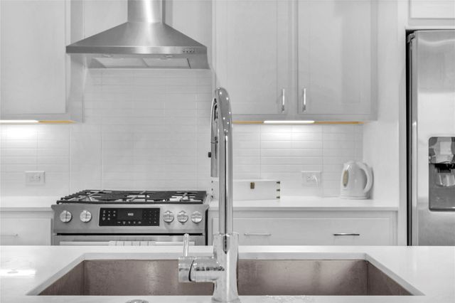 4620 Munger Avenue 102, Dallas, TX 75204