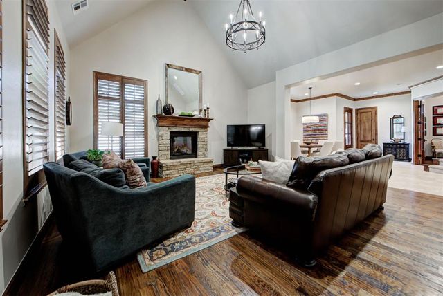 10512 Elmwood Forest Drive, Oklahoma City, OK 73151