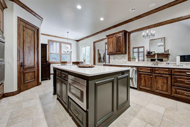 10512 Elmwood Forest Drive, Oklahoma City, OK 73151