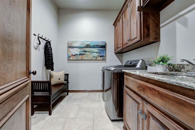 10512 Elmwood Forest Drive, Oklahoma City, OK 73151