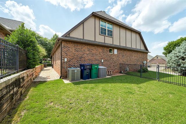 10512 Elmwood Forest Drive, Oklahoma City, OK 73151