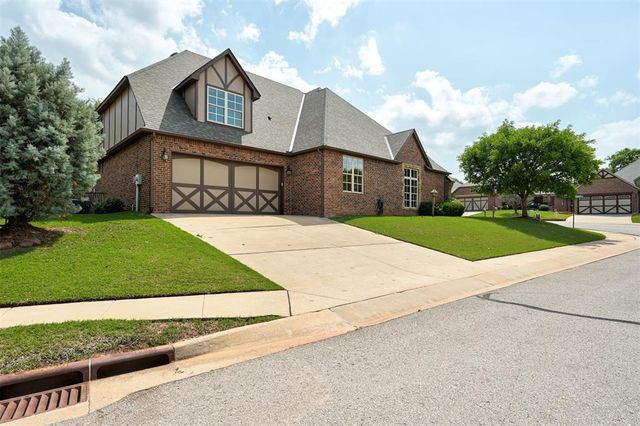 10512 Elmwood Forest Drive, Oklahoma City, OK 73151