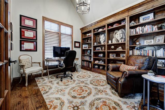 10512 Elmwood Forest Drive, Oklahoma City, OK 73151