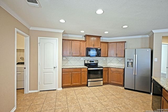 1433 Cutler Bay, New Braunfels, TX 78130