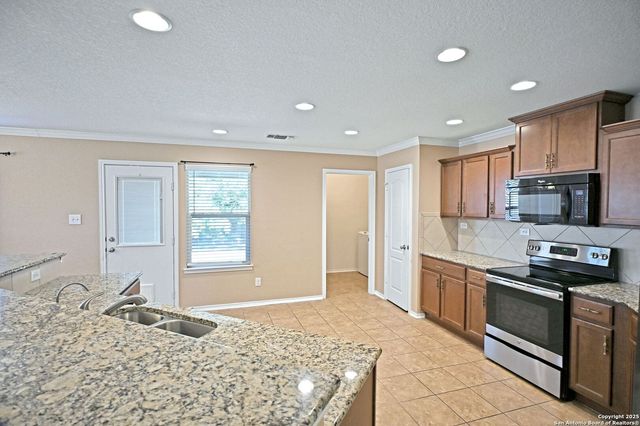 1433 Cutler Bay, New Braunfels, TX 78130